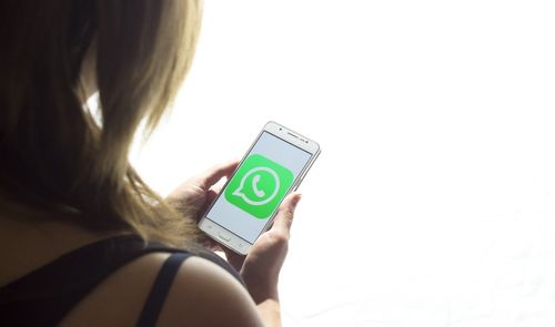 WhatsApp envío de documentos