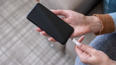 cargador smartphone
