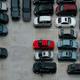 imagen de un parking con varios coches