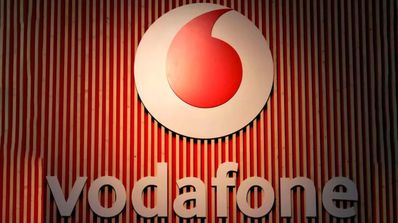 logo vodafone en un mural