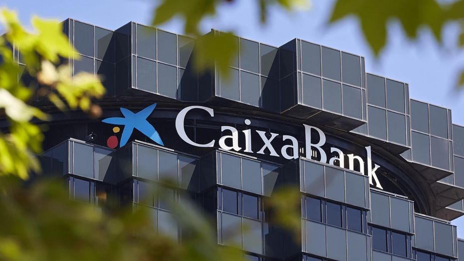 CaixaBank y el cobro de 6 euros por transferencias: qué hay de cierto y ...