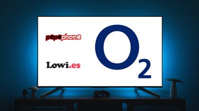 imagen de una smart tv con los logos de o2, pepephone y lowi