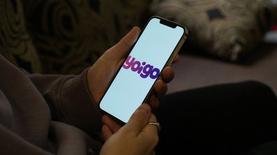 imagen de un móvil de yoigo