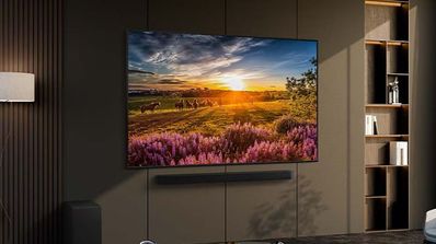 La Samsung 55Q60D instalada en una vivienda lujosa