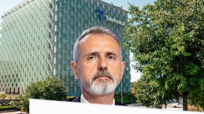 La cabeza de Marc Murtra delante del edificio de Telefónica
