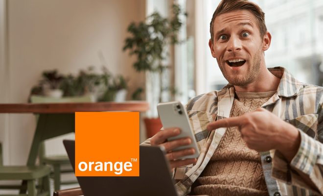 imagen de una persona contenta por las promociones de orange