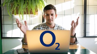 imagen de una persona con un ordenador y el logo de o2