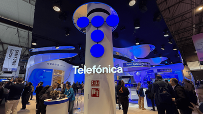 El stand de Telefónica en un evento dedicado a las telecomunicaciones