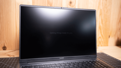 Un portátil de Huawei preparando el arranque de Windows