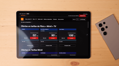 Infografía comparativa de los paquetes de fútbol de Orange TV para la temporada 2025-2026, detallando precios mensuales y contenidos incluidos en las tarifas Lite, Love y XL