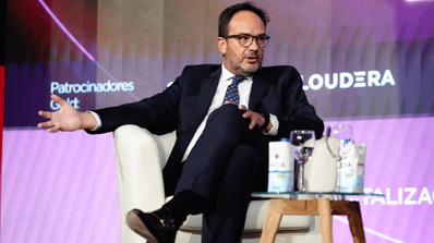 Antonio Hernando en el Encuentro organizado por la AMETIC