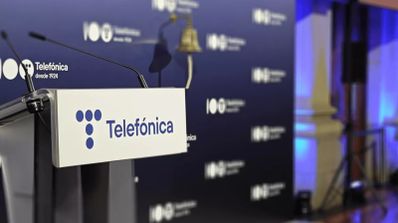 Ilustración conceptual de la infraestructura de red 5G privada de Telefónica desplegada en un buque de la flota de la OTAN en el Mar del Norte