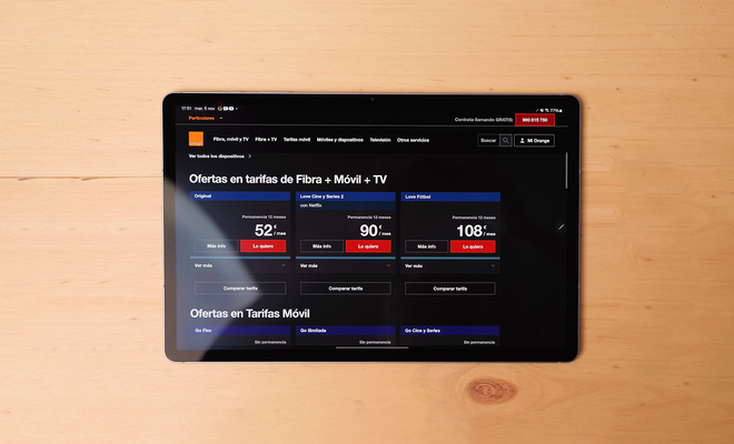 web de orange en una tablet