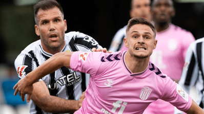 Imagen de un partido de la Primera Federación en una jornada de liga