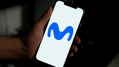 logo de Movistar en un smartphone