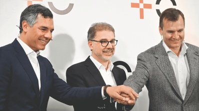 Firma de la constitución de MasOrange