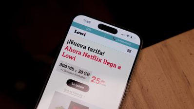 Oferta de tarifas de Lowi en una pantalla de smartphone