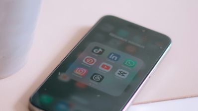 Redes-Sociales-iPhone