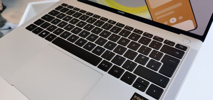 El teclado de un portátil Matebook Xpro