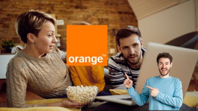 Imagen de una familia viendo una Smart TV