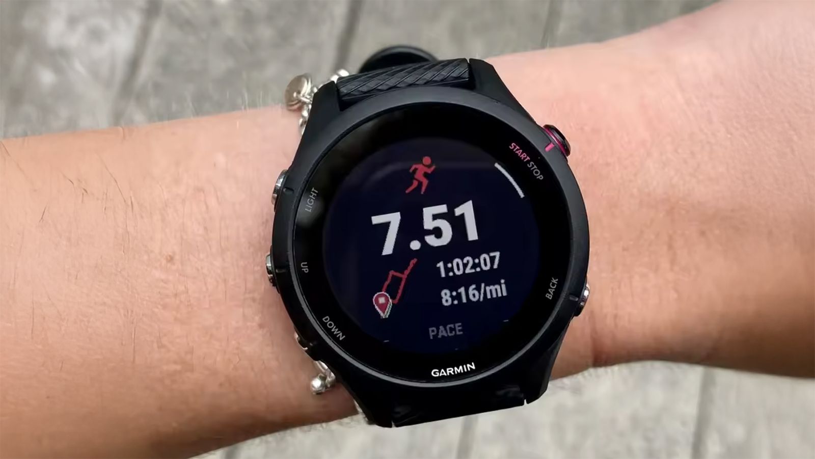 Garmin Forerunner 255