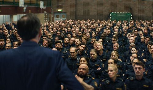 Los policías de la serie Sacrificio de sangre