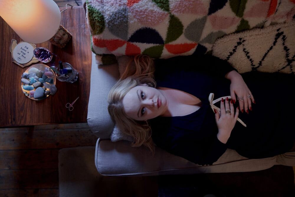 Una escena de la serie Big Mood