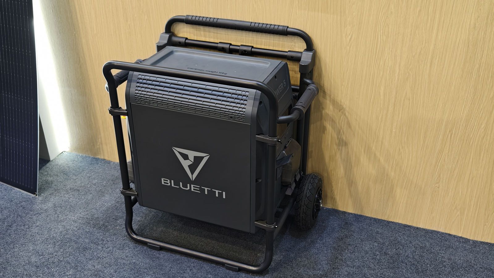 BLUETTI Pioneer 5000