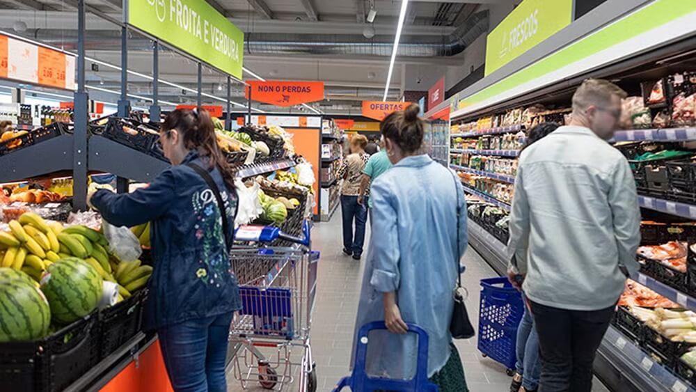 El interior de una tienda de Aldi