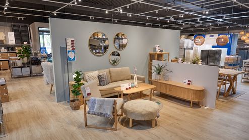 Interior de una tienda JYSK