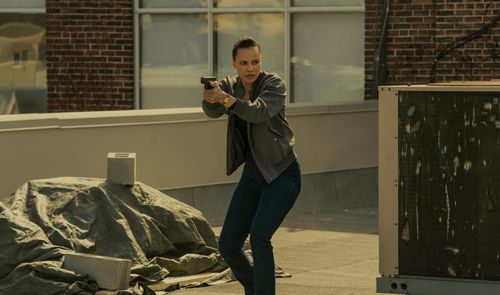 Maria Sten en la serie Neagley