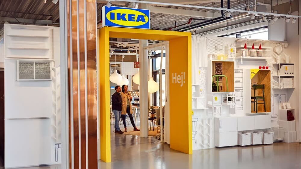 Una pareja en Ikea