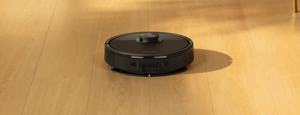 El Roborock Q7TF+ limpiando el suelo