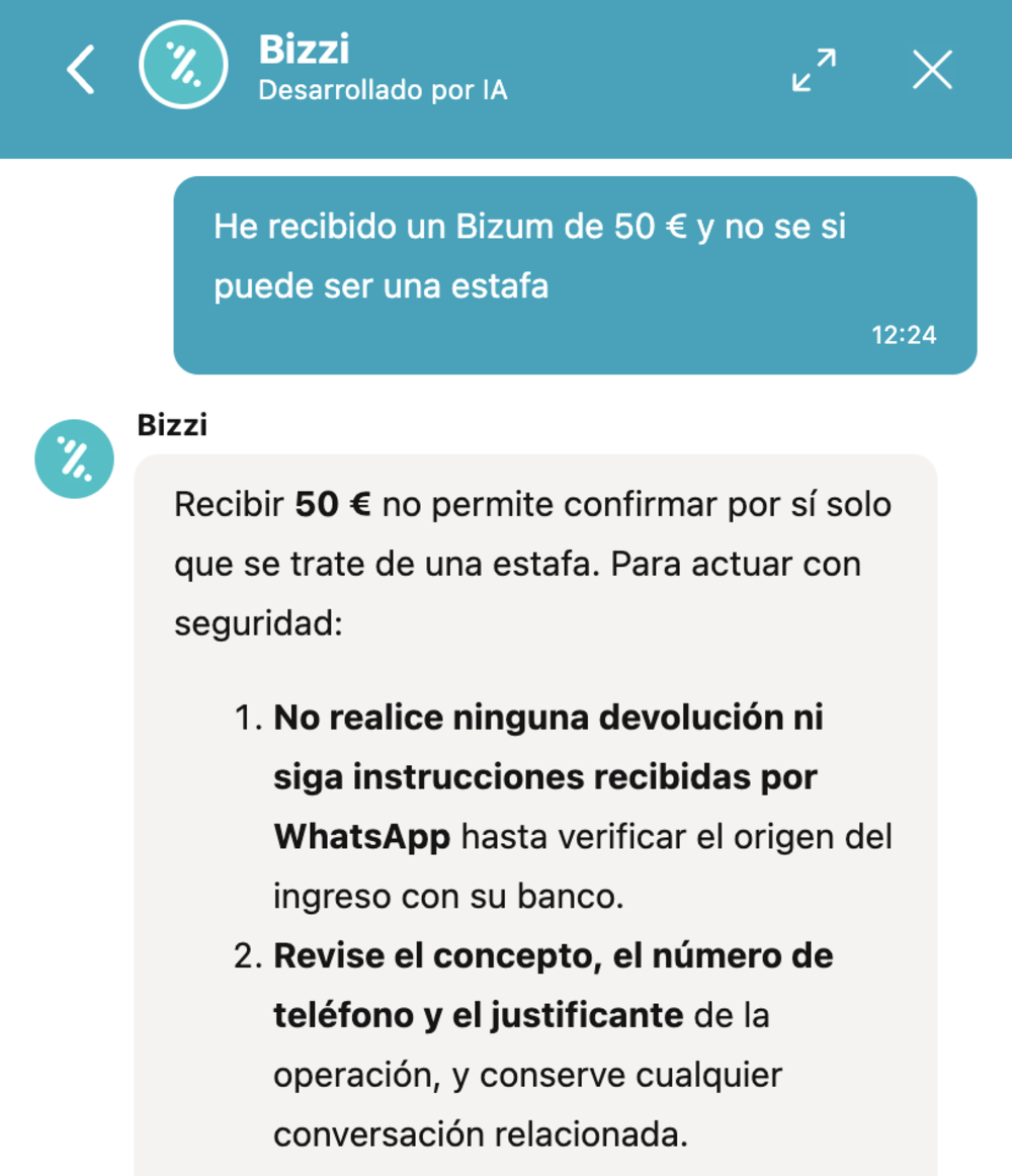 Interfaz de chat con el asistente Bizzi respondiendo a una consulta sobre una posible estafa tras recibir un Bizum.