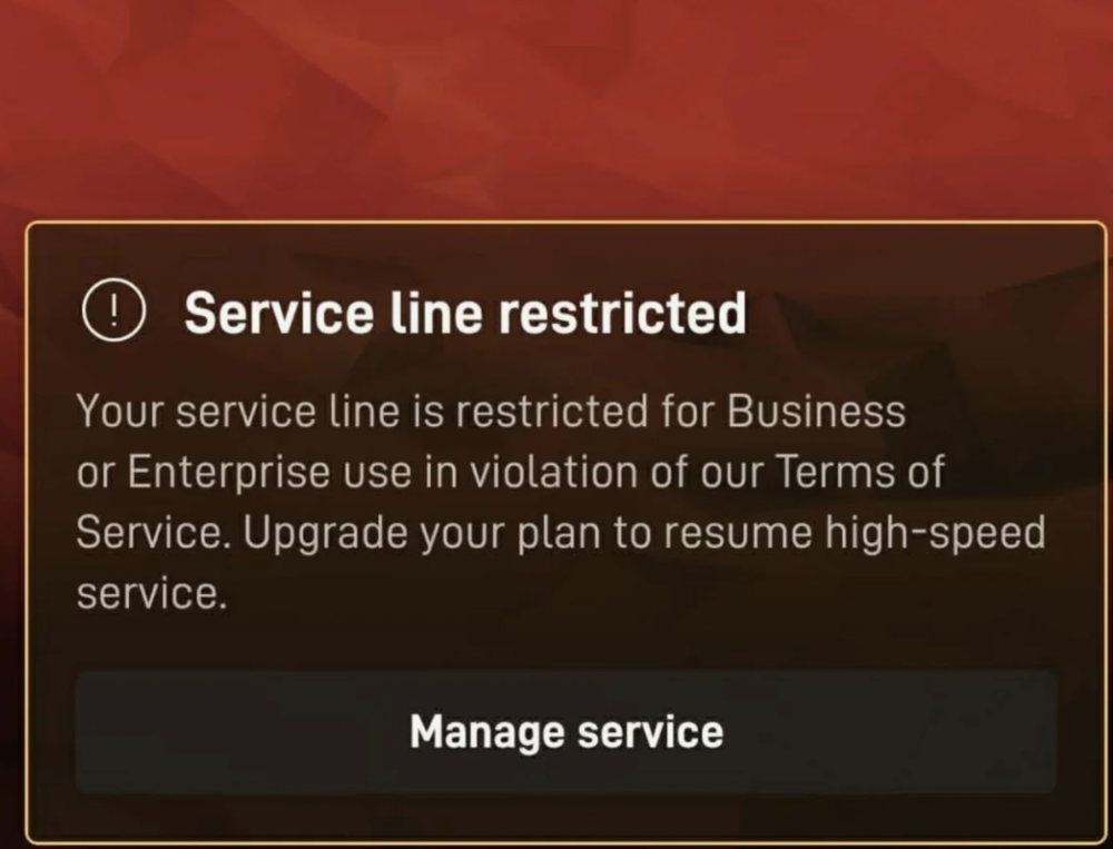 Mensaje de aviso de Starlink indicando una restricción en la línea de servicio por uso comercial no permitido.