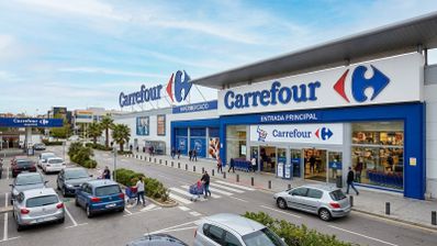 Entrada a un Carrefour