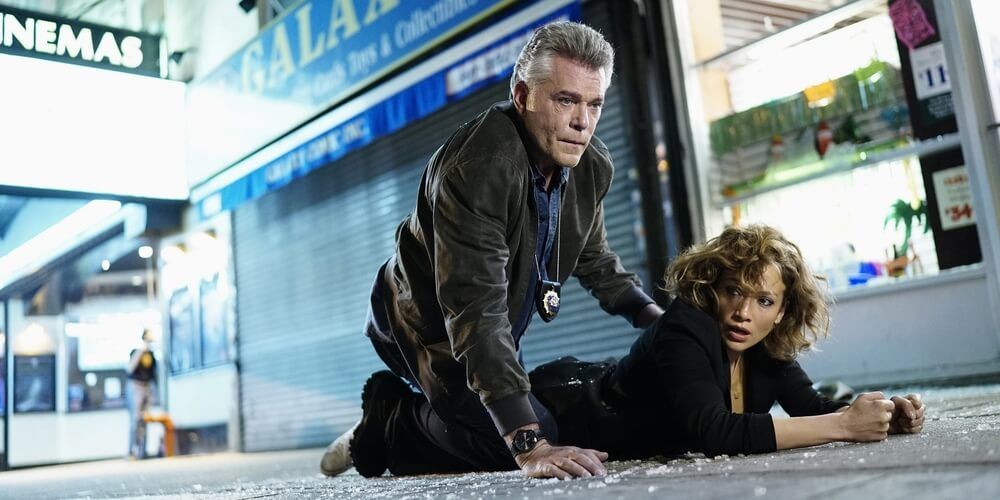 Ray Liotta y Jennifer Lopez en Shades of Blue