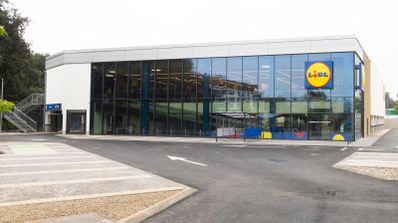 Lidl celebra hoy una gran apertura y tendrá otras cuatro en octubre para competir con Mercadona y Aldi: ciudades, fechas y horarios