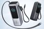 Baterías externas Anker Zolo con cables USB-C integrados y pantalla digital de carga.