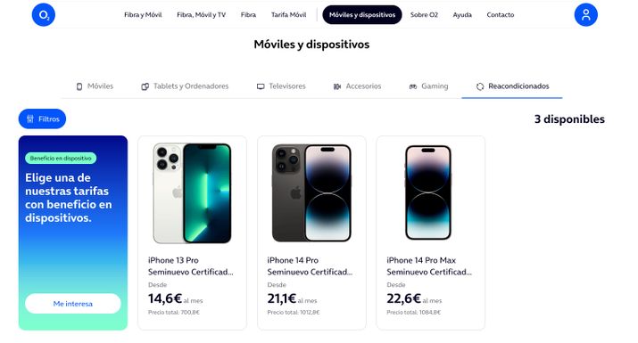 Interfaz de la tienda online de O2 mostrando el catálogo de teléfonos móviles reacondicionados con modelos de iPhone y sus precios mensuales.