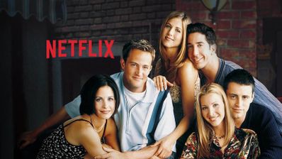 Los seis protagonistas de la serie Friends posando juntos con el logotipo de Netflix sobreimpresionado.