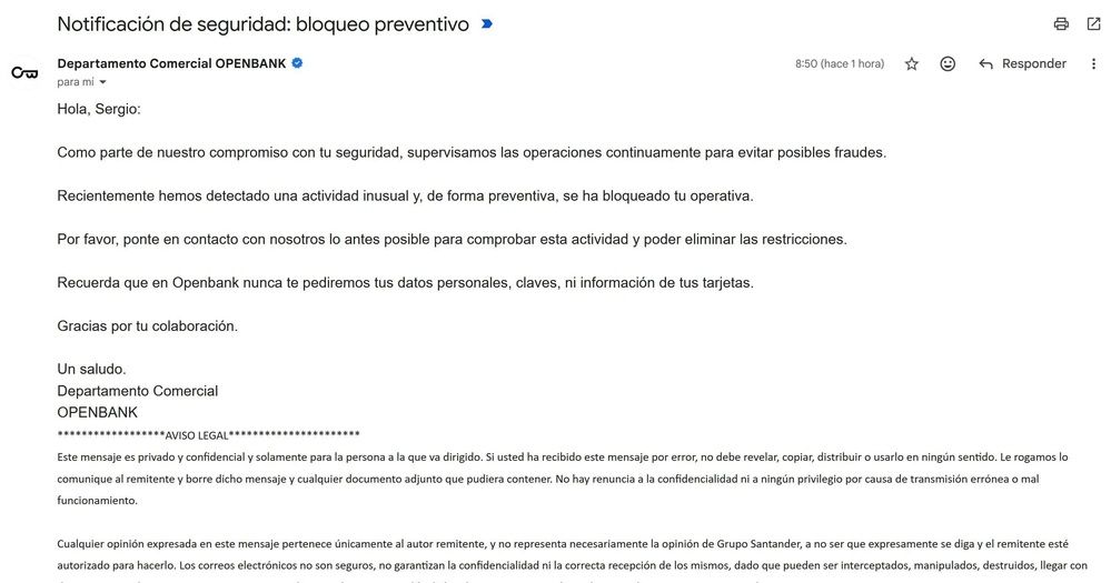 Captura de pantalla de un correo electrónico de Openbank con una notificación de seguridad por bloqueo preventivo.