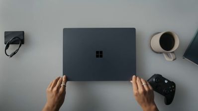 Microsoft presenta sus próximas grandes novedades: Windows 11, Copilot y Surface Laptop Ultra
