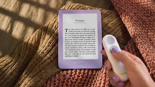 Uno de los nuevos Kindle con el accesorio Click