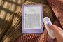 Uno de los nuevos Kindle con el accesorio Click