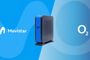Router con tecnología Wi-Fi 7 flanqueado por los logotipos de Movistar y O2 sobre un fondo azul con formas orgánicas.