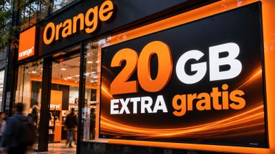 Cartel publicitario en una tienda Orange anunciando una promoción de 20gb extra gratis.