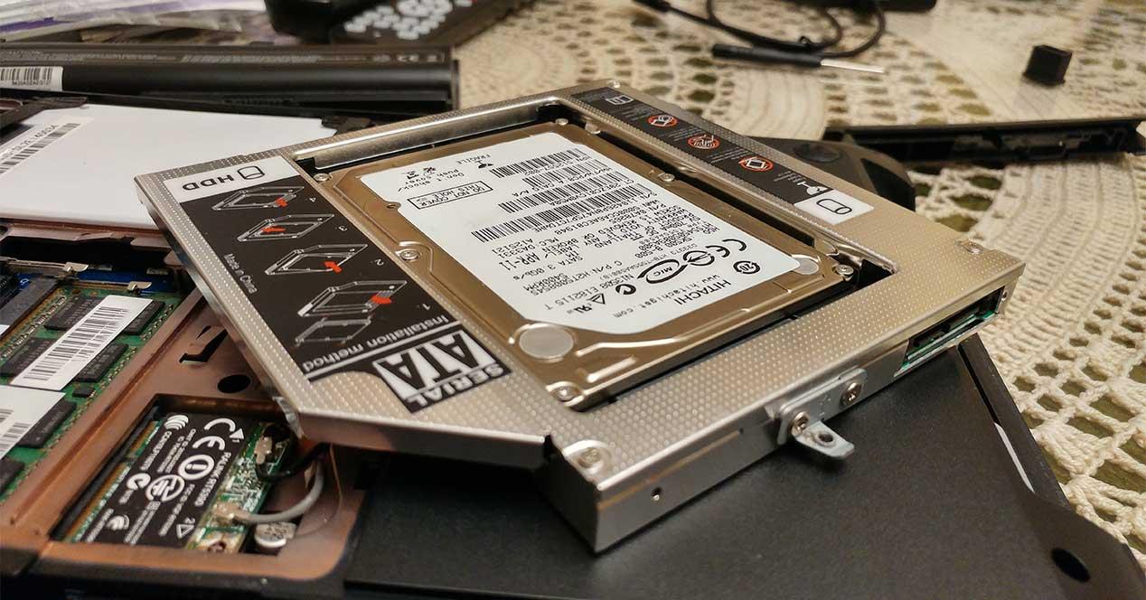 Cómo cambiar el lector de DVD tu portátil por un SSD